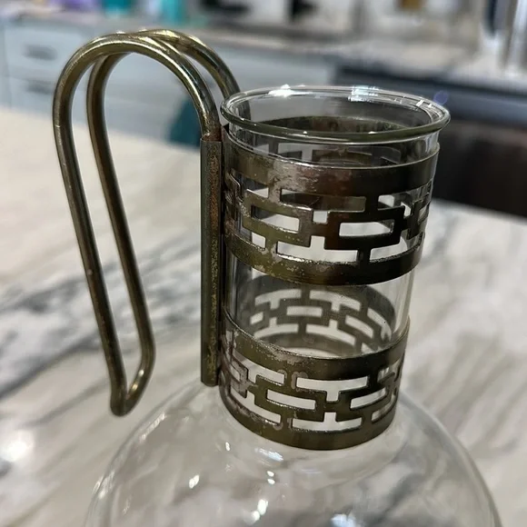 Vtg Pyrex glass beverage server/gold art deco handle (no top)